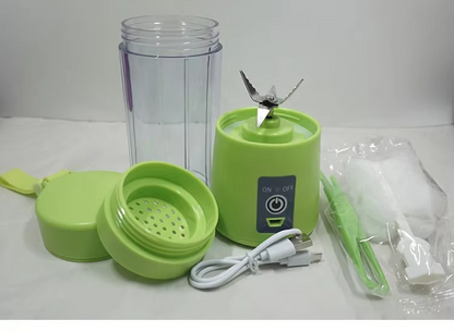 Portable rechargeable juicer blender