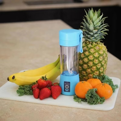 Portable rechargeable juicer blender