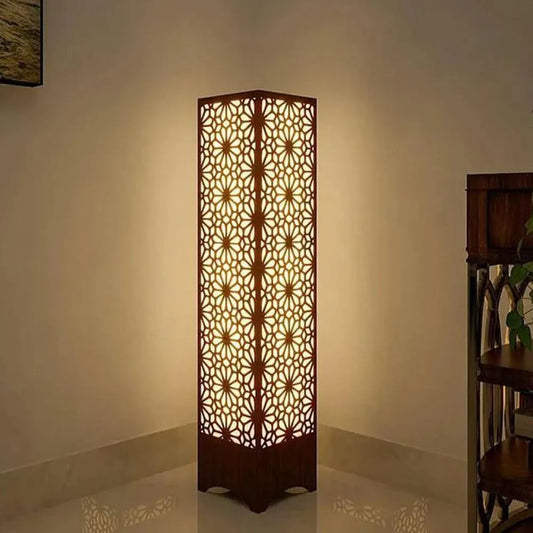 Modern Geometric Wood Floor Lamp – Warm Glow