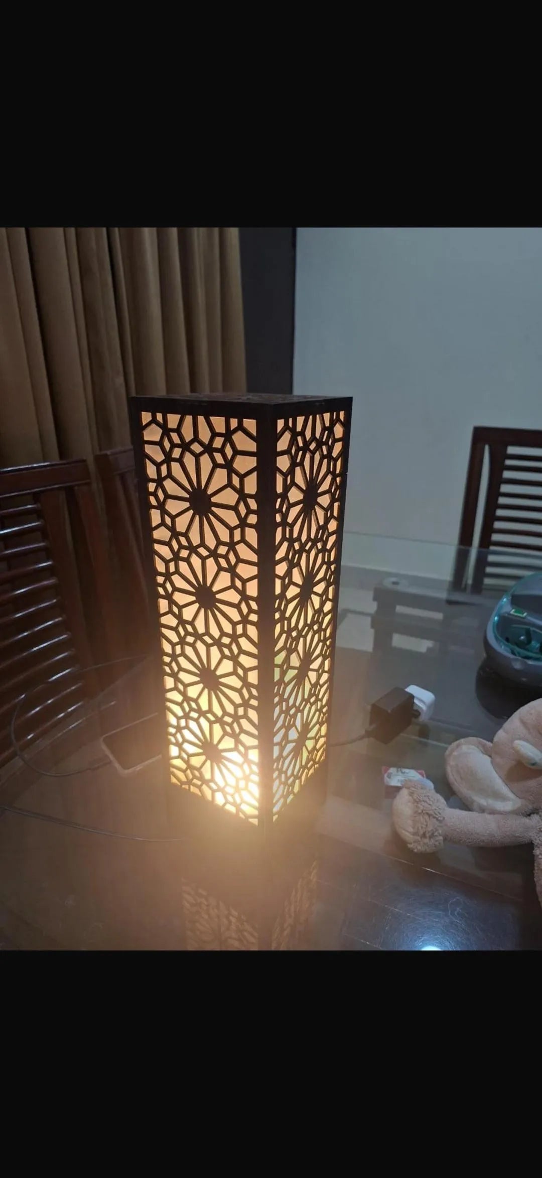 Modern Geometric Wood Floor Lamp – Warm Glow